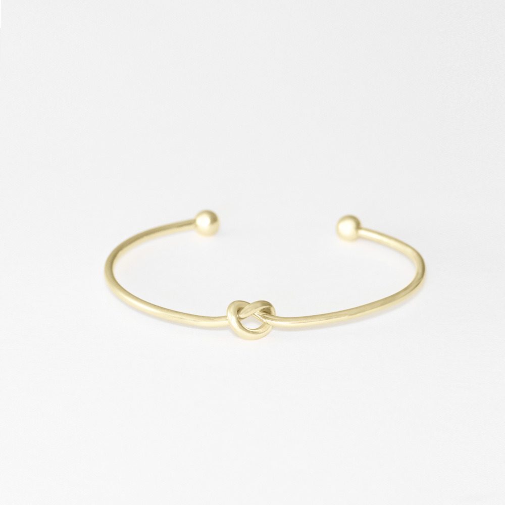 yellow gold knot bracelet